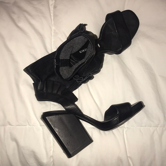 Cinzia Araia Heels - Picture 2 of 5